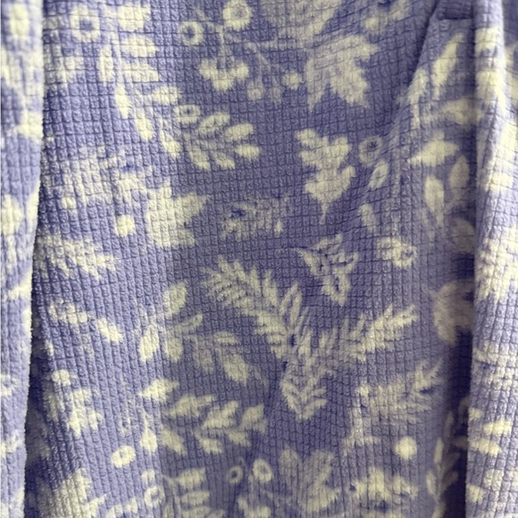 Charter Club Sleepwear fleece shirt in purple with leaf & flower pattern Size 1X - Picture 3 of 8